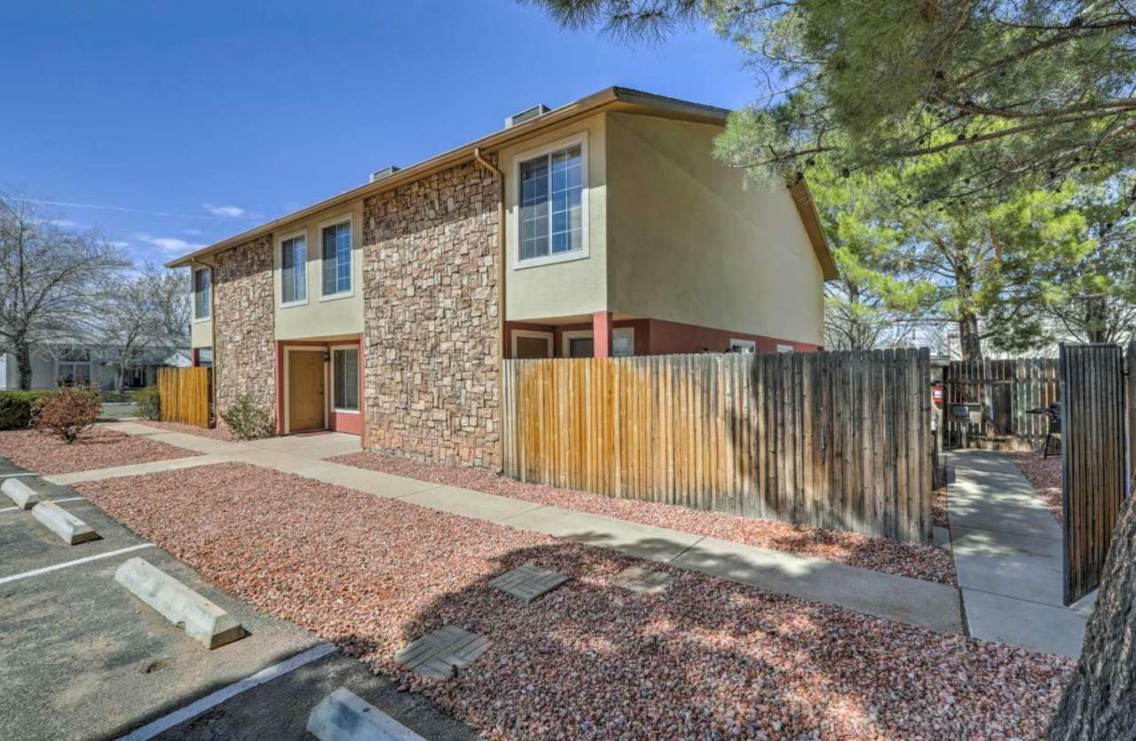 Attractive Apartment W/ Hot Tub Near Lake Powell Page Exterior photo