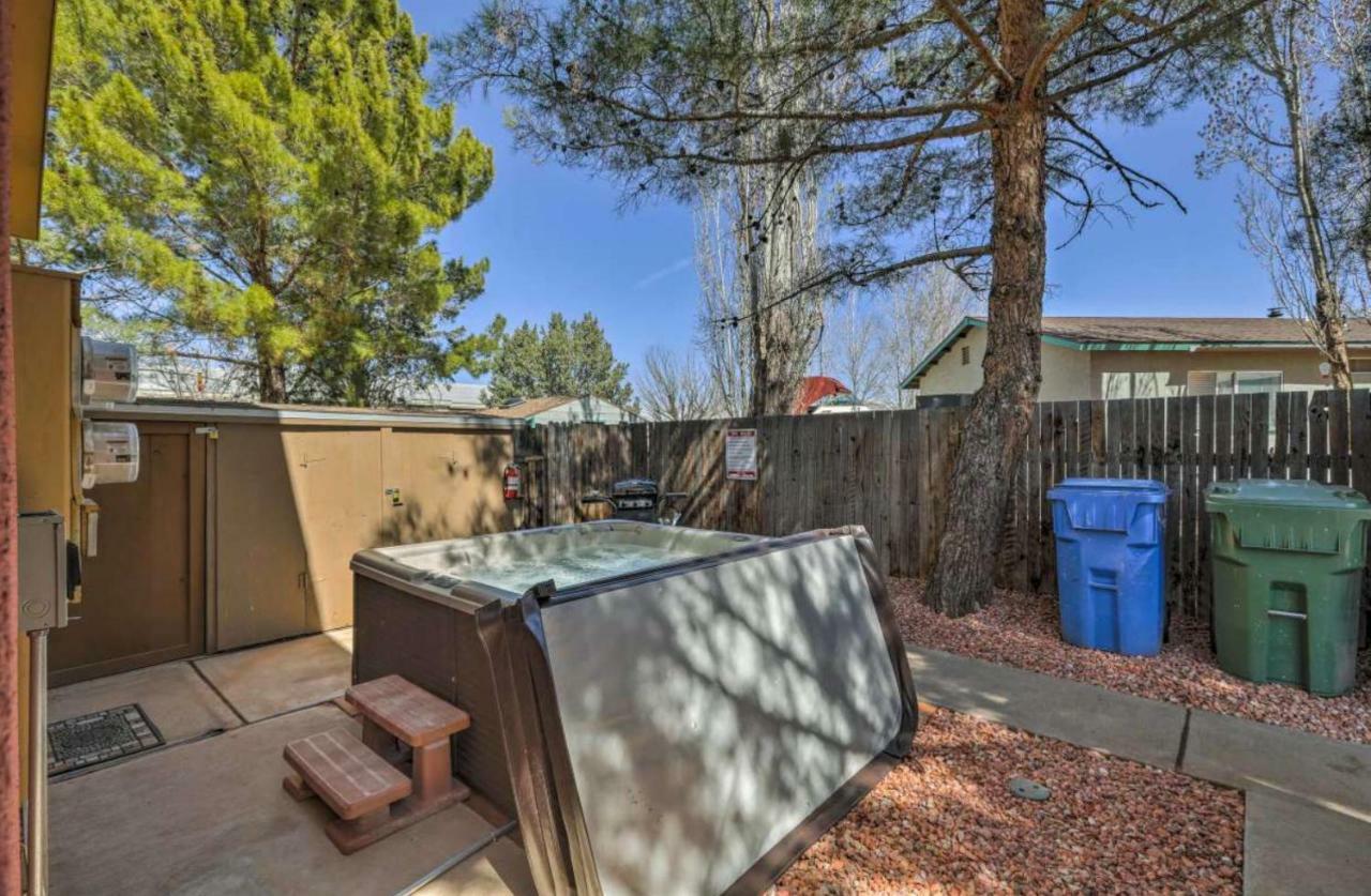 Attractive Apartment W/ Hot Tub Near Lake Powell Page Exterior photo
